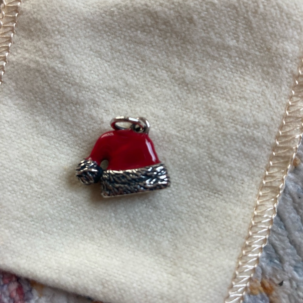 NWOT James Avery Enameled Santa Hat Charm - Picture 3 of 5